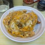カツ丼(とんかつ檍のカレー屋いっぺこっぺ)