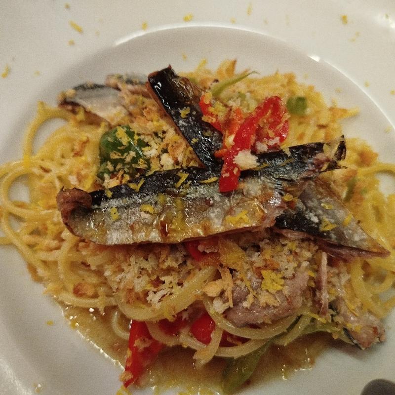 サンマのペペロンチーノ(ビストロ オオカミ)