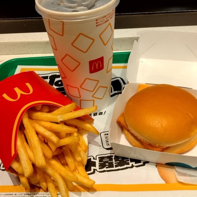 フィレオフィッシュLセット(マクドナルド 新宿西口店)