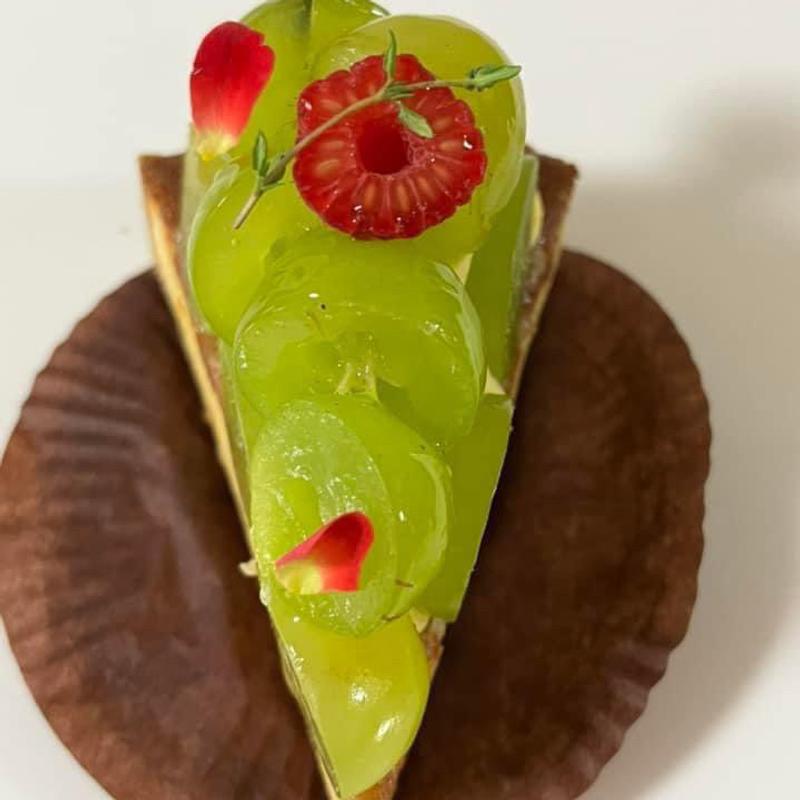 マスカットオブアレキサンドリアのタルト(MAISON GIVRÉE（メゾン ジブレー）グランベリーパーク店)