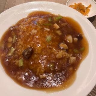 あんかけ炒飯(中国飯店 倶楽湾)