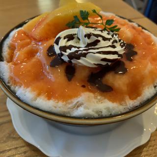 ネクタリンマンゴー(かき氷専門店「Blue Apple～shaved ice Cafe～（ブルーアップルシェイヴドアイスカフェ）」)