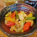 鶏肉ニンニクの芽パプリカのオイスター炒め(イザカヤ 山角)