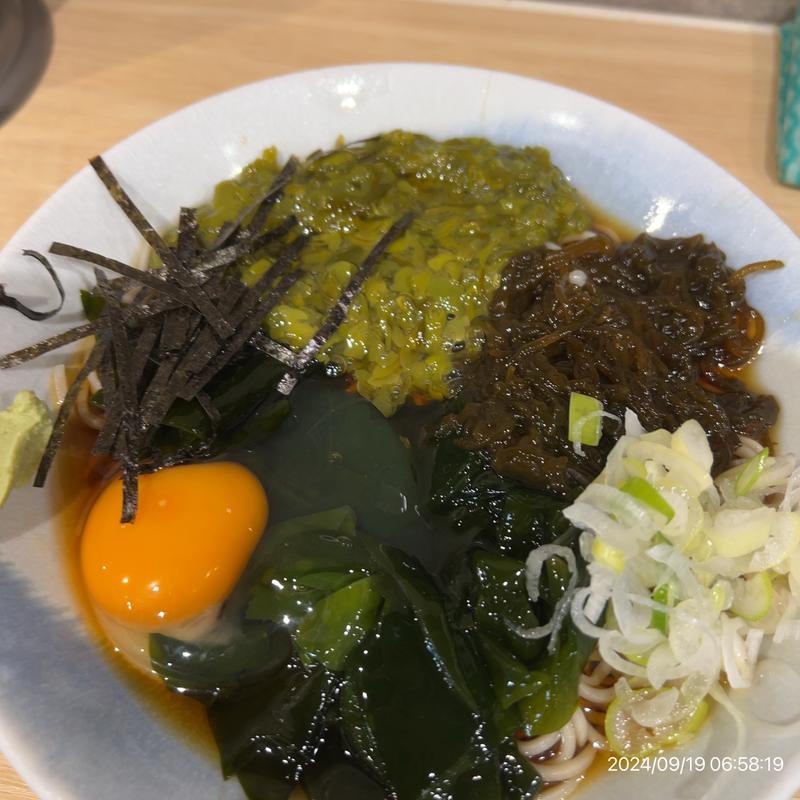 冷やし三陸そば玉子(豊はる)