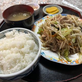 肉野菜炒め定食(寺川食堂 )