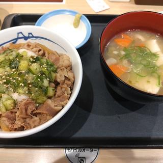 山形だしわさびとろろ牛めし　参鶏湯(松屋 大井町店 )