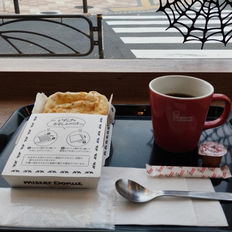 ミスド ドリンクセット(ピザッタ クワトロチーズ)(ミスタードーナツ 亀有駅前ショップ)