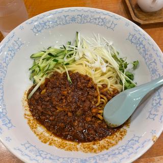 ジャージャー麺(北京料理 徐園 （ジョエン）)