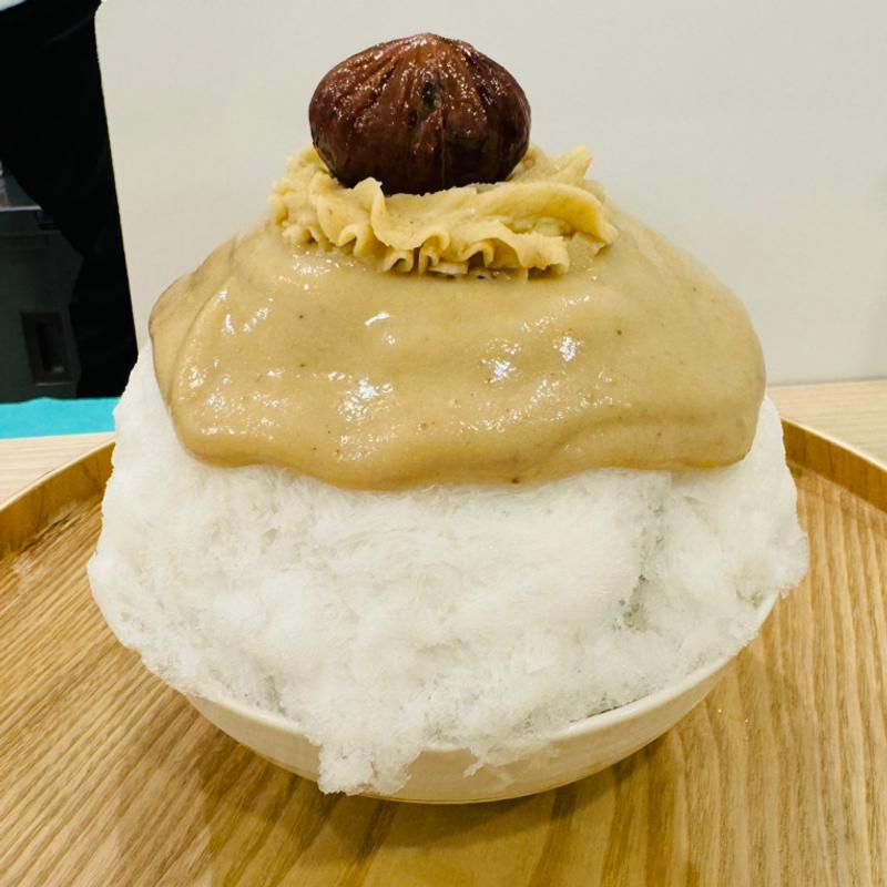 栃木の那須栗。(私のかき氷。)