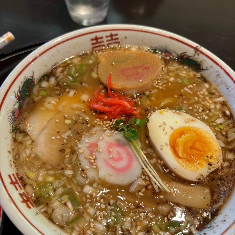 豚骨醤油ラーメン(味しるべ 駅逓)