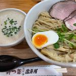出張所のつけ麺ダイブM(ラーメン家 みつ葉 ミ・ナーラ出張所)