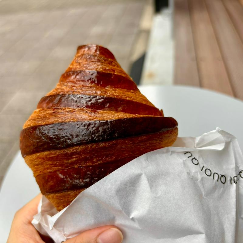 クロワッサン(QUOI)