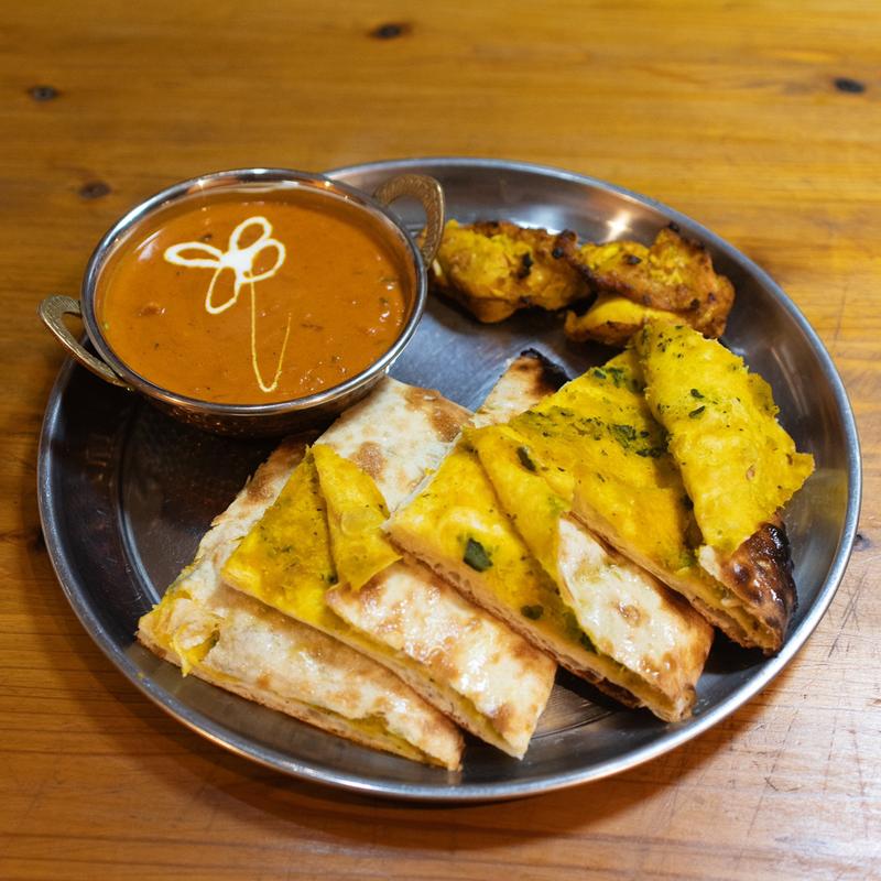 スペシャルセット(インドネパール料理ペルティブルシナモン（Indian nepali restaurant PALATABLE CINNAMON）)