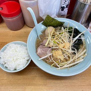 ネギ味噌ラーメン、半ライス(ラーメンショップ 堀切店)