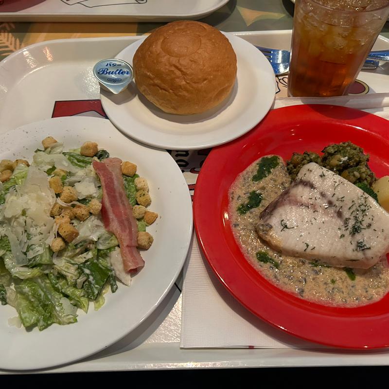 (クイーンオブハートのバンケットホール)