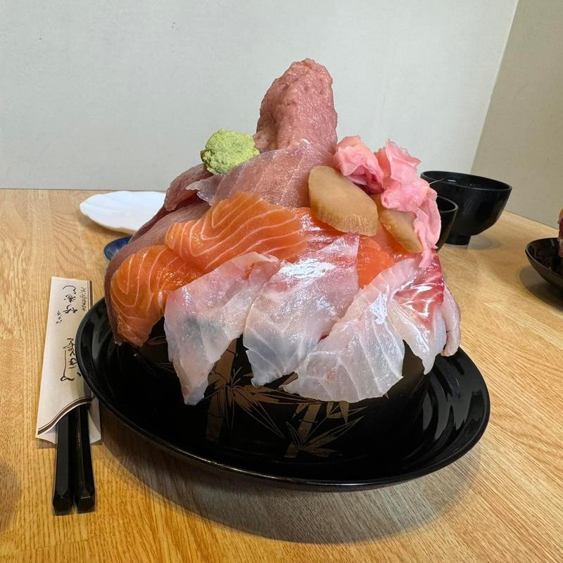 3色丼 2倍盛り(竹寿司)