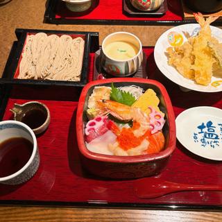 季節の海鮮丼セット(小嶋屋総本店 （こじまやそうほんてん）)