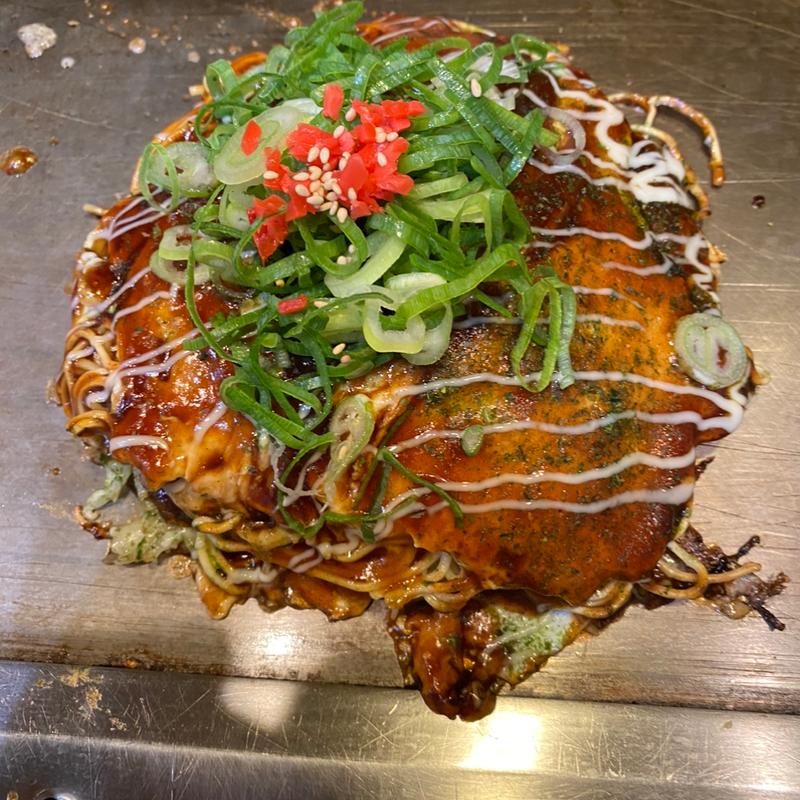 肉玉そば入りお好み焼き(広島焼 勝成)