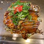 肉玉そば入りお好み焼き