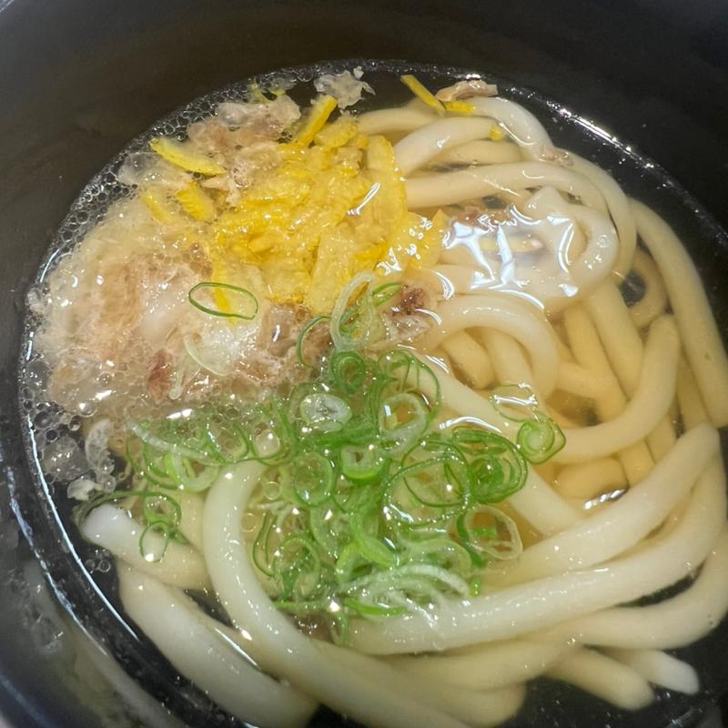 かすうどん(魚べい 神戸西神南店)