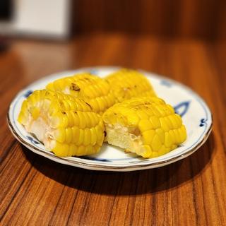 焼きとうもろこし(鶏坊)