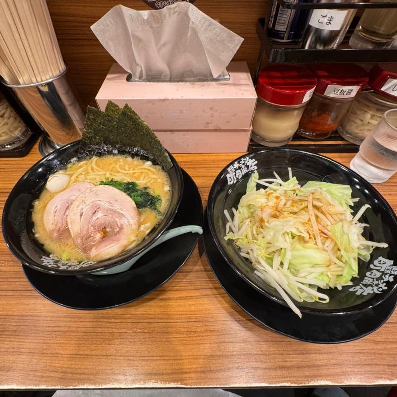 ラーメン(並)(横浜家系ラーメン 町田商店 渋谷店)