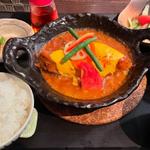 ハンバーグトマトカレーソース