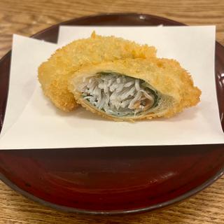 しらす梅しそフライ(居酒屋 ときため)
