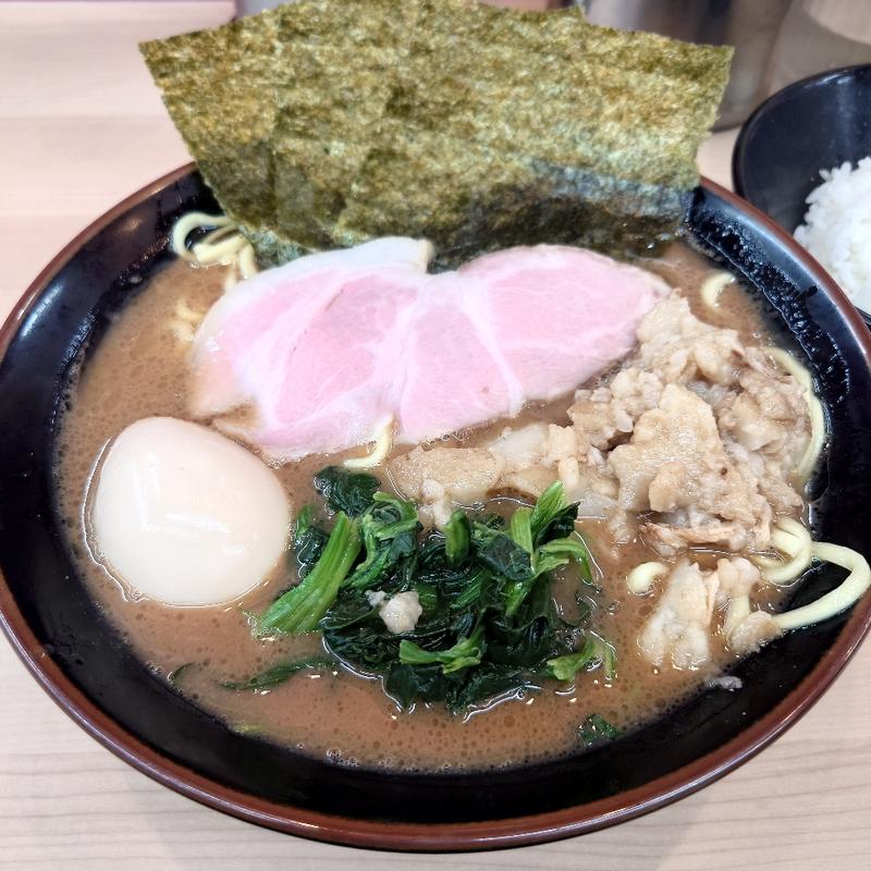 味玉ラーメン 中(横浜家系らーめん 武道家心)