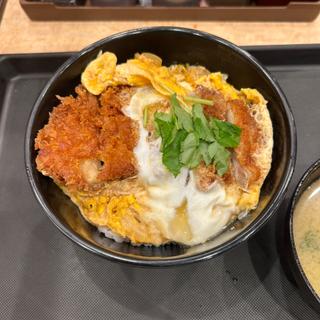 親子チキンかつ丼(松乃家 川口店)