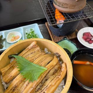 穴子丼(れんが亭 （れんがてい）)