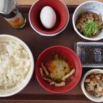 牛たまかけ朝食 並(すき家 葛飾亀有一丁目店)