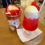 クリームソーダとりんご飴