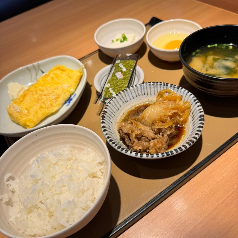 ミニすき焼き朝食(やよい軒 横須賀大滝町店)