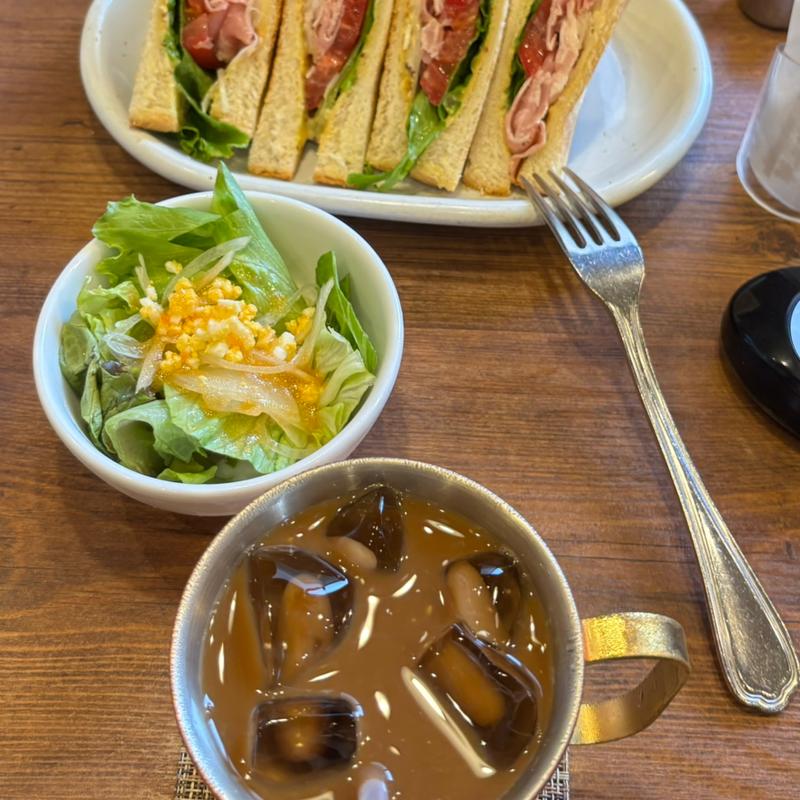 パストラミと野菜のホットサンド(ジロー珈琲 八千代台店)