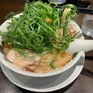葱ラーメン麺かた(来来亭 新堀川店 （らいらいてい）)
