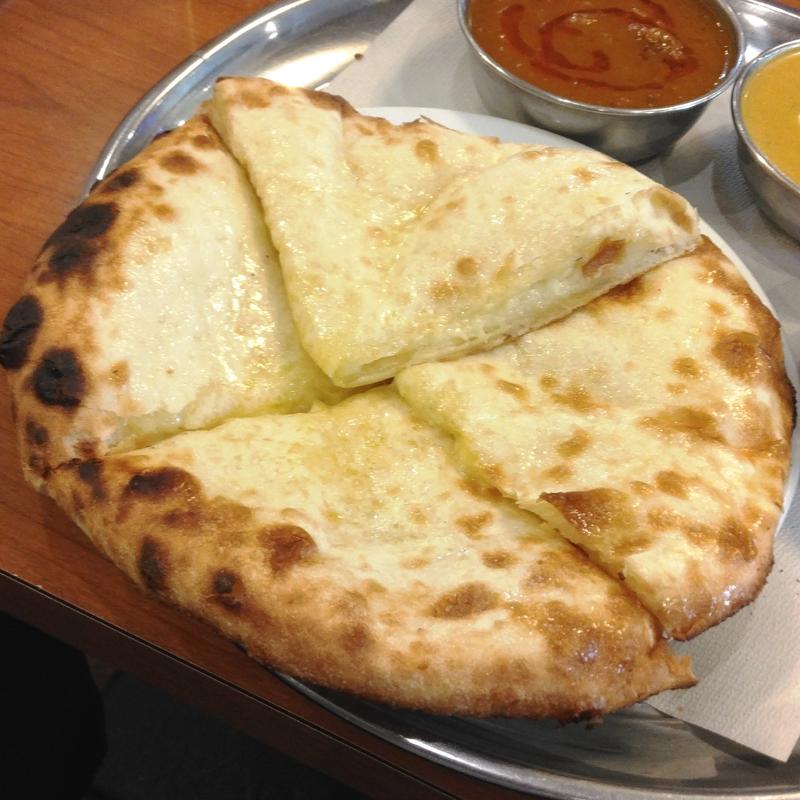 チーズナン(サワディーナマステ 長津田店)