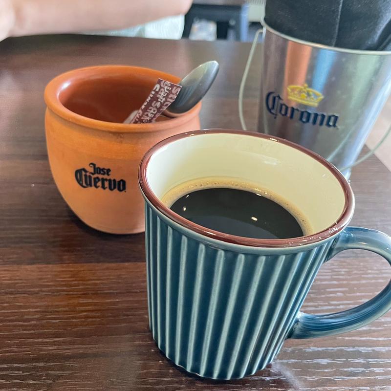 ホットコーヒー(ダックテール)