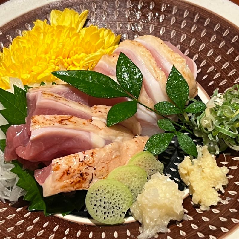 薩摩鶏のタタキ(炭火焼鳥 権兵衛 なんばパークス店)