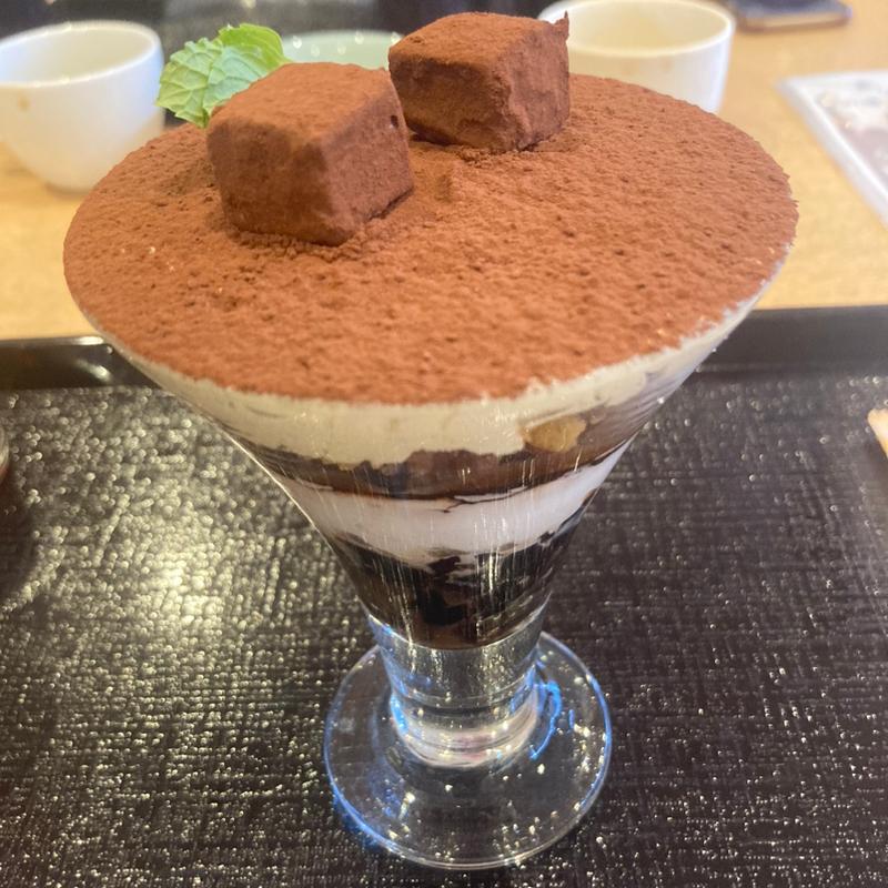 ティラミスパフェ(レストラン&カフェ Lagoon)