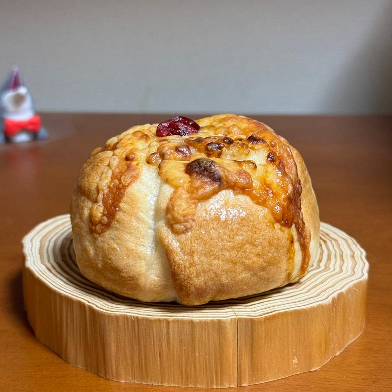 桃のドルチェpizza ベーグル(コハルベーグル)