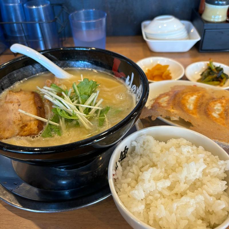 濃厚鶏そば(とりの助 坂戸にっさい店)