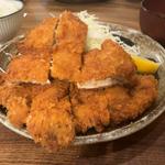 ジャンボチキンカツ定食(とんかつの菊屋 )