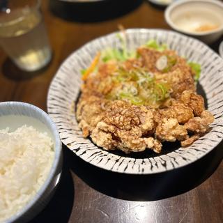 若鶏のからあげ油淋鶏定食(ごち屋 九段店 （ごちや）)