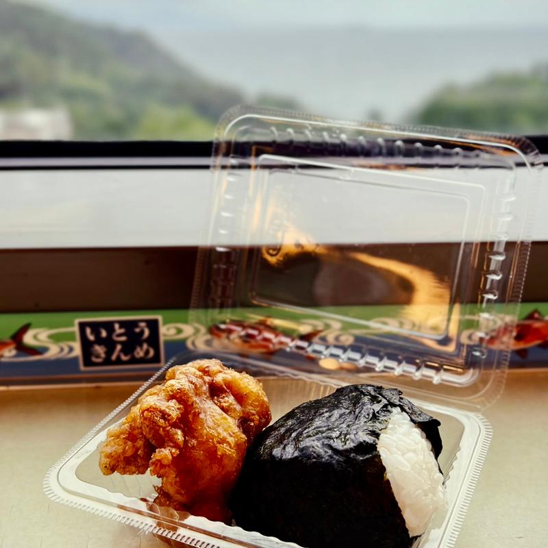 唐揚げとおにぎり(まんまや )
