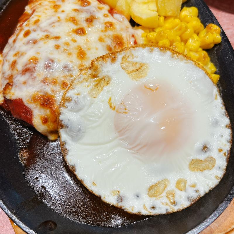 イタリアンハンバーグ(サイゼリヤ 梅田センタービル店)