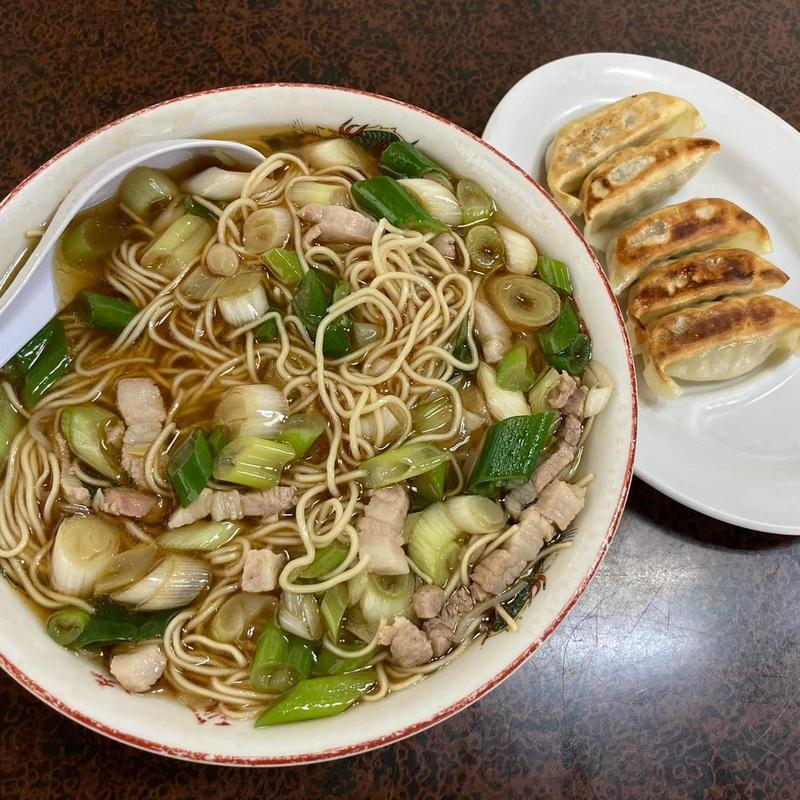 珍達そば 大盛 黒豚餃子(珍達そば)