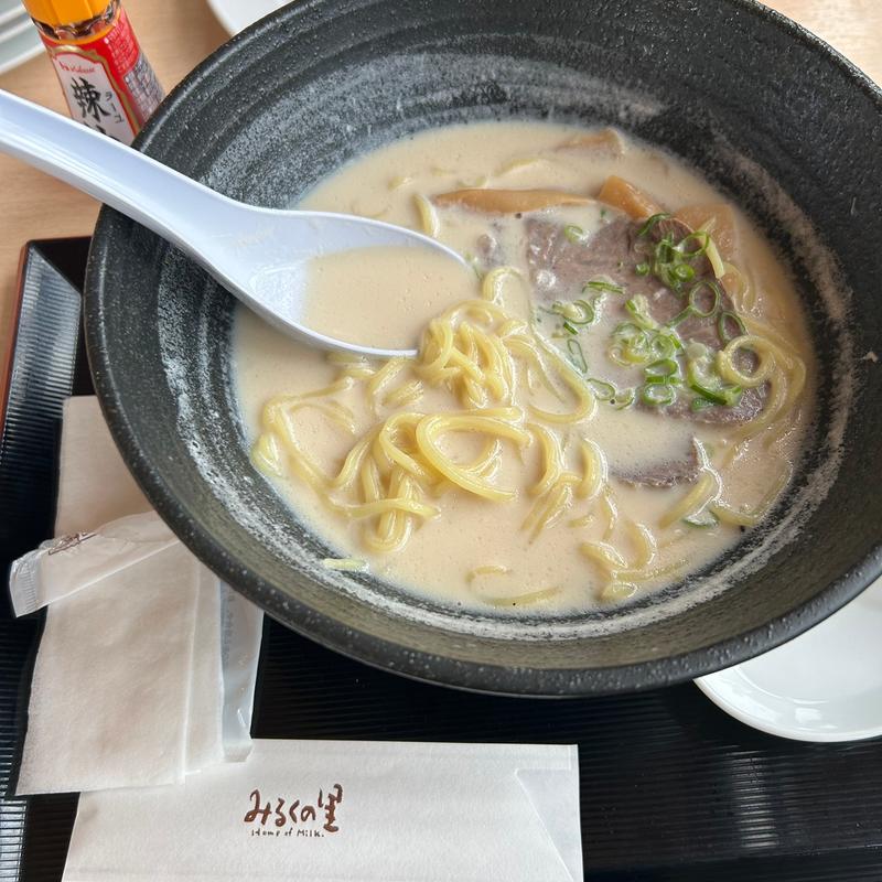 (大山まきば みるくの里 )