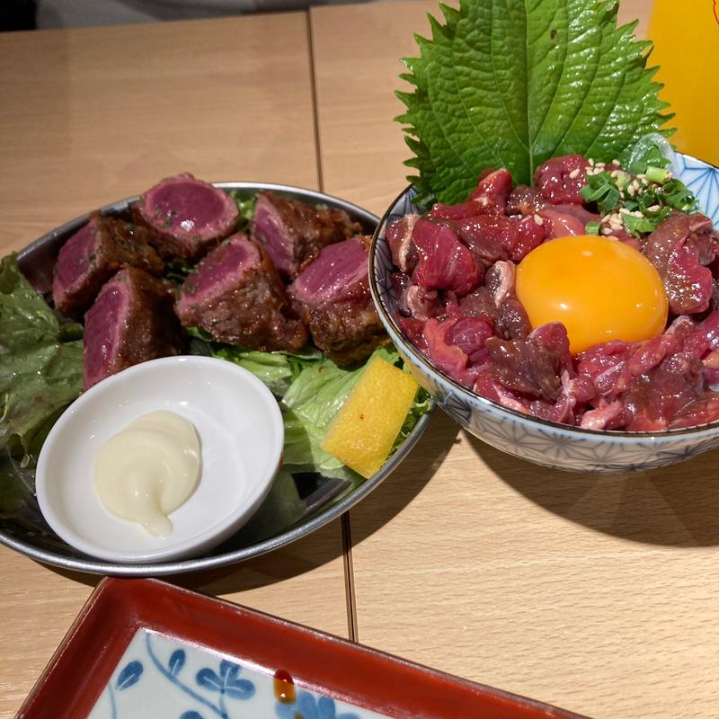 (大衆馬肉酒場うまる博多駅筑紫口店)