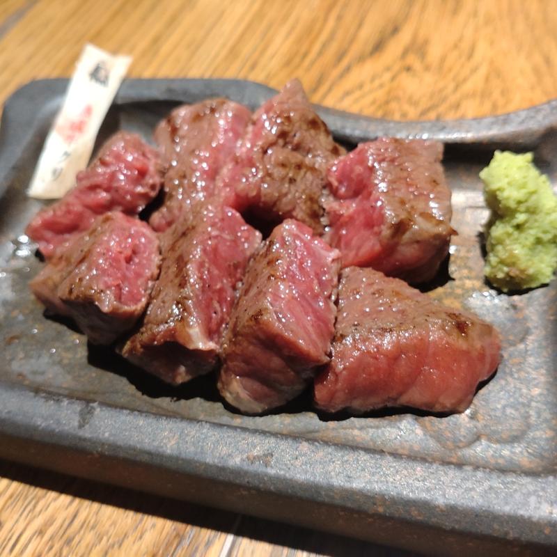 ステーキ（クリ）(炭火焼肉　牛仁)